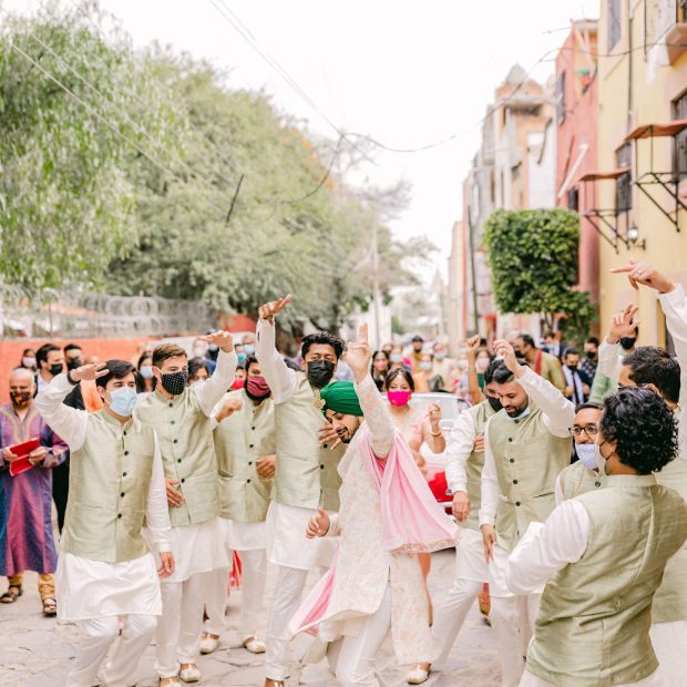 275---Sikh-Romance-Destination---Copyright-Ivy-Weddings